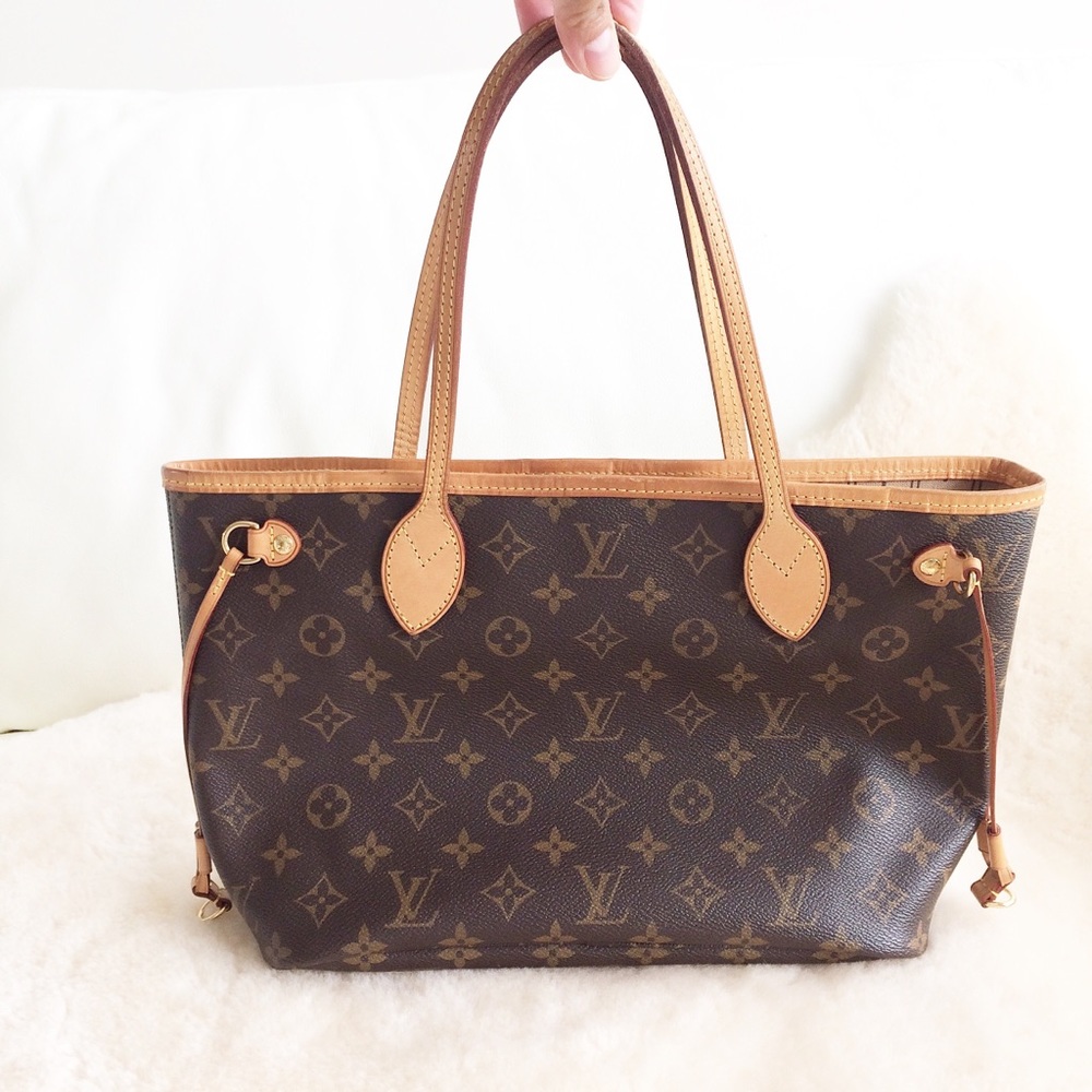 Louis Vuitton Neverfull PM